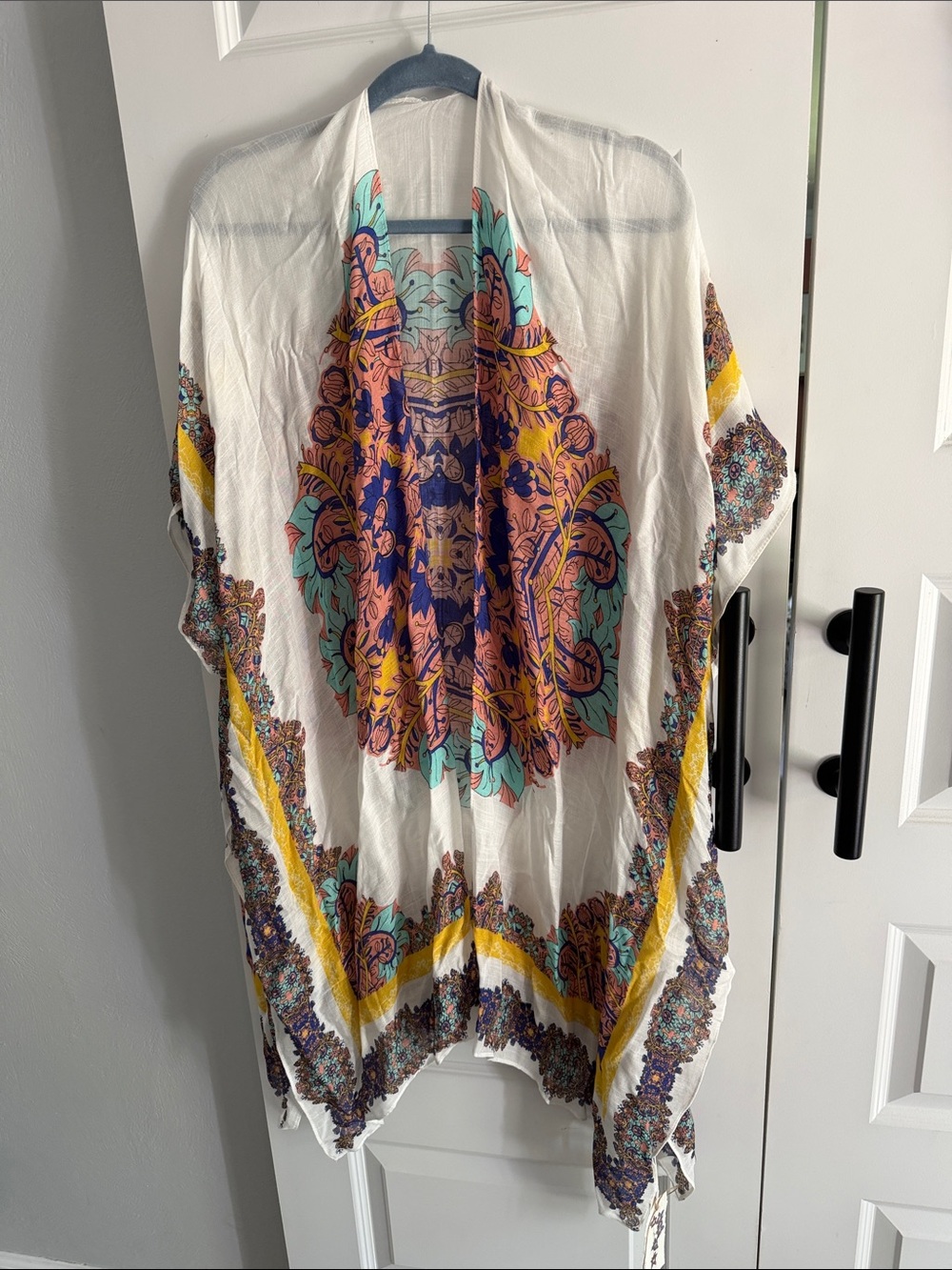 BOHO white mandalo kimono duster one size